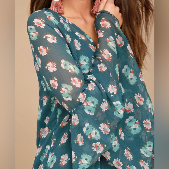 Like New⭐️ Billabong Stevie Blue Floral Boho Long Sleeve Ruffle Mini Dress - Picture 4 of 10